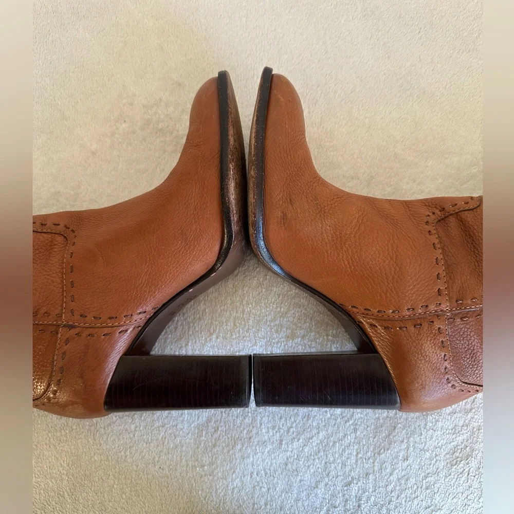 Tory Burch Wyatt Stovepipe Boot size 9.5 M brown‎ tall riding boots